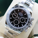 Rolex Daytona Schwarz - 126500LN Neue Referenz - LC100 05/2025 - Neu und Ungetragen - Erstkaufrechnung - Full Set