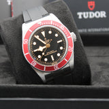 Tudor Black Bay 41 Rot Kautschuk - 05/2024 - Neuwertig - Full Set