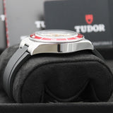 Tudor Black Bay 41 Rot Kautschuk - 05/2024 - Neuwertig - Full Set