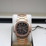Patek Philippe Nautilus Rose - 5712/1R-001 - 07/2025 Deutschland - Neu und Ungetragen - Erstkaufrechnung - Full Set